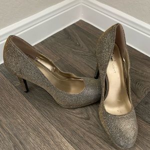 Fioni Night size 9 heels